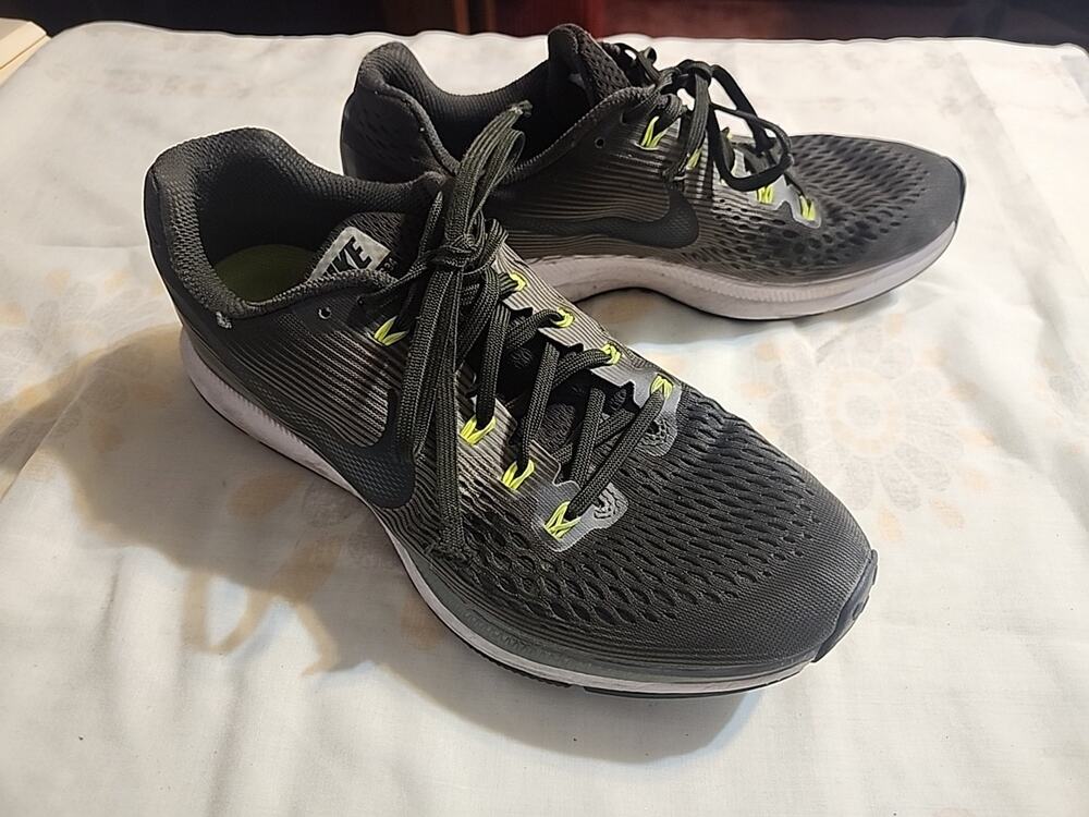 Nike Zoom Pegasus 34 Sneaker 880555302 sz 11 Active Performance Training Utility